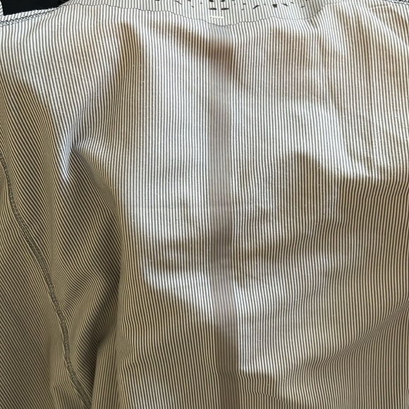 LULULEMON Womens Run A Marathon Laser Cut Lightweight Wee Stripe Singlet Sz 6 - Picture 8 of 8